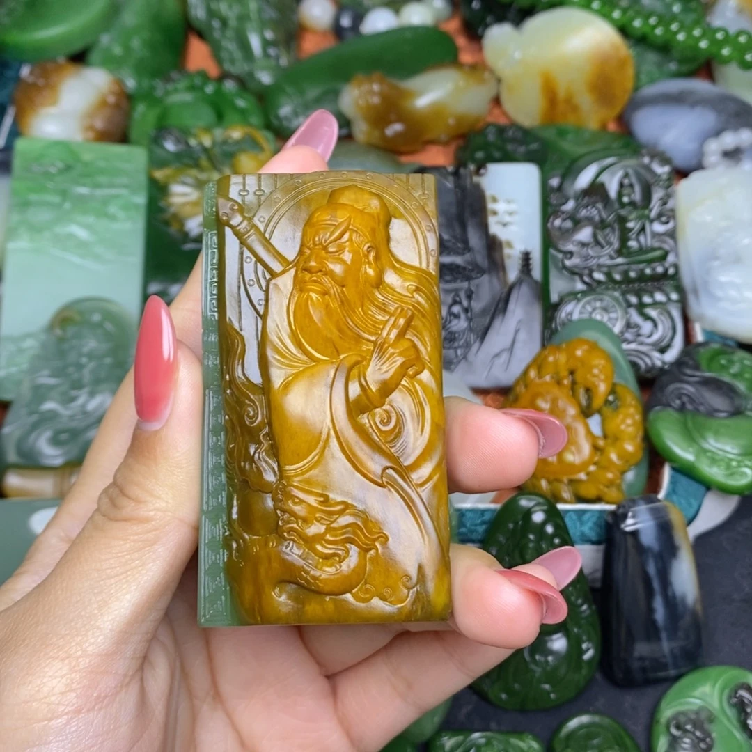 两***京和田玉未镶嵌颈饰