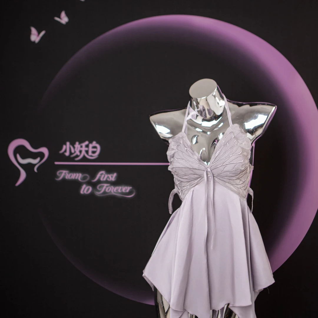 【花月蝶】80-180斤 蝴蝶刺绣性感睡衣带胸垫小胸纯欲吊带睡裙大码