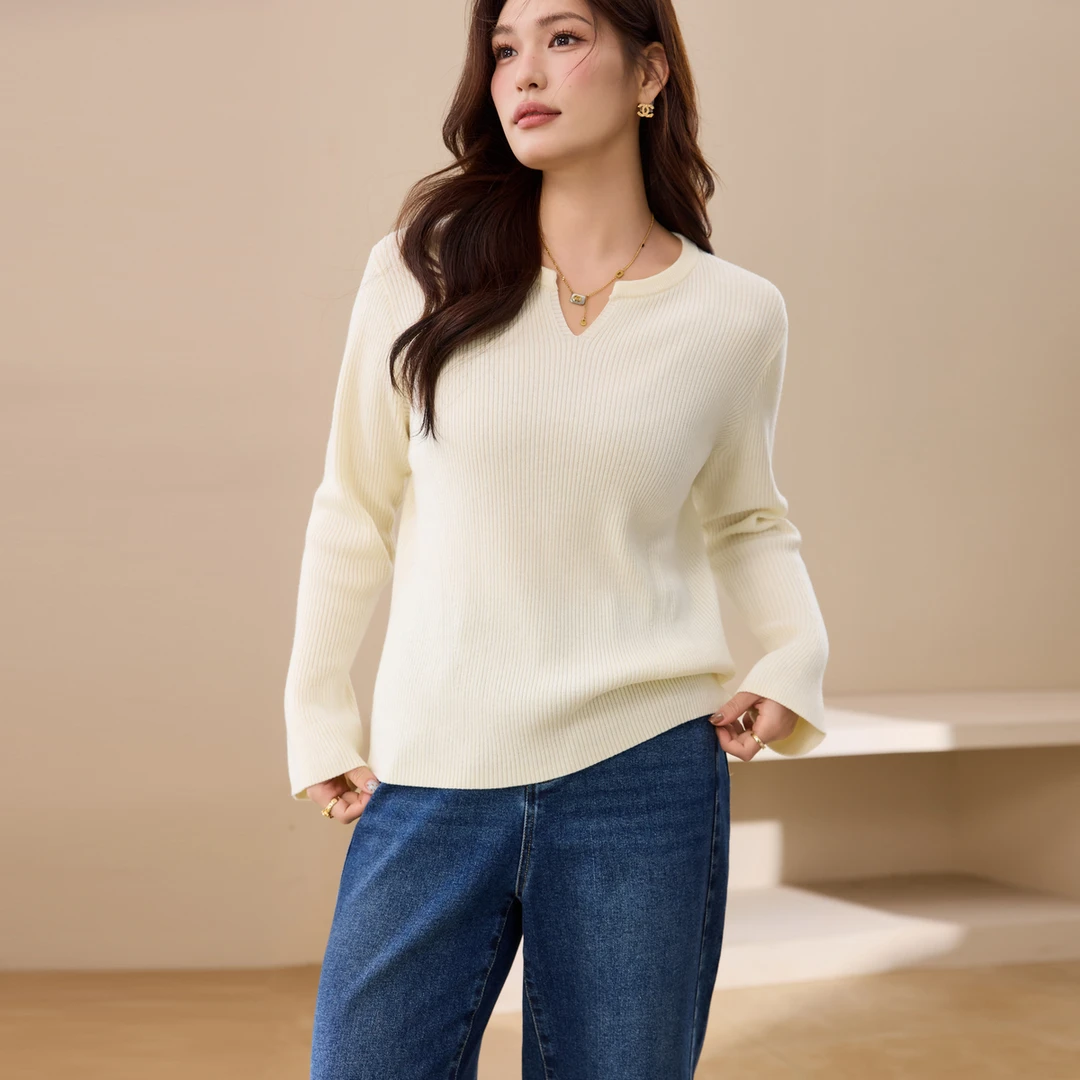 【时髦洋气款】纤莉秀W大码女装绵羊毛混纺镂空设计软糯毛衣QK4931