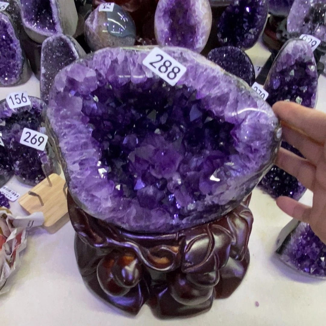 红***蹄大型摆件（非配饰）未镶嵌紫晶