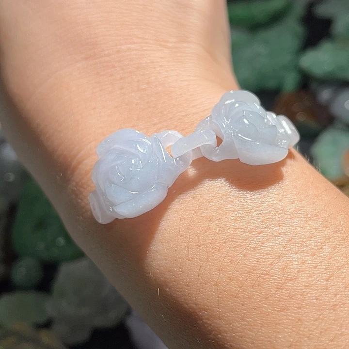 颈饰未镶嵌翡翠天