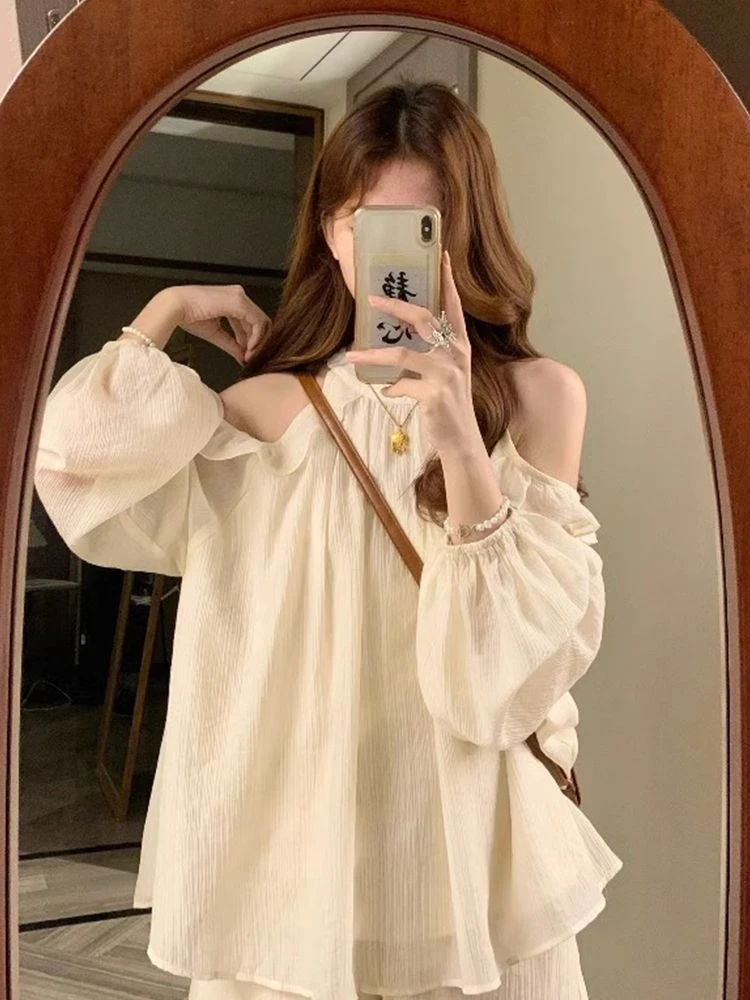 2025年夏季气质温柔风一整套设计感露肩衬衫上衣减龄短裤两件套女