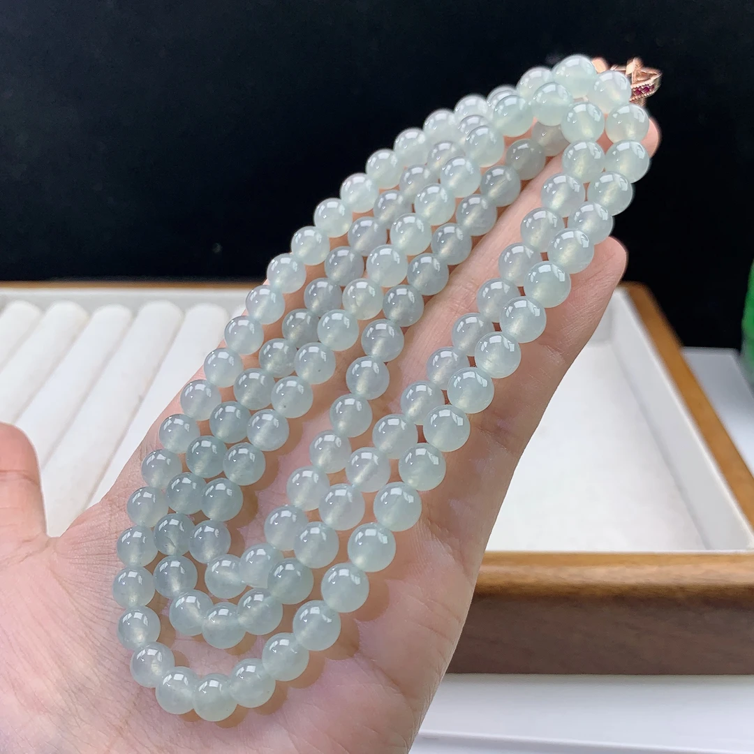 2.28-45-缅甸天然翡翠A货 女款冰晴底项链尺寸:6.5mm 108颗粒