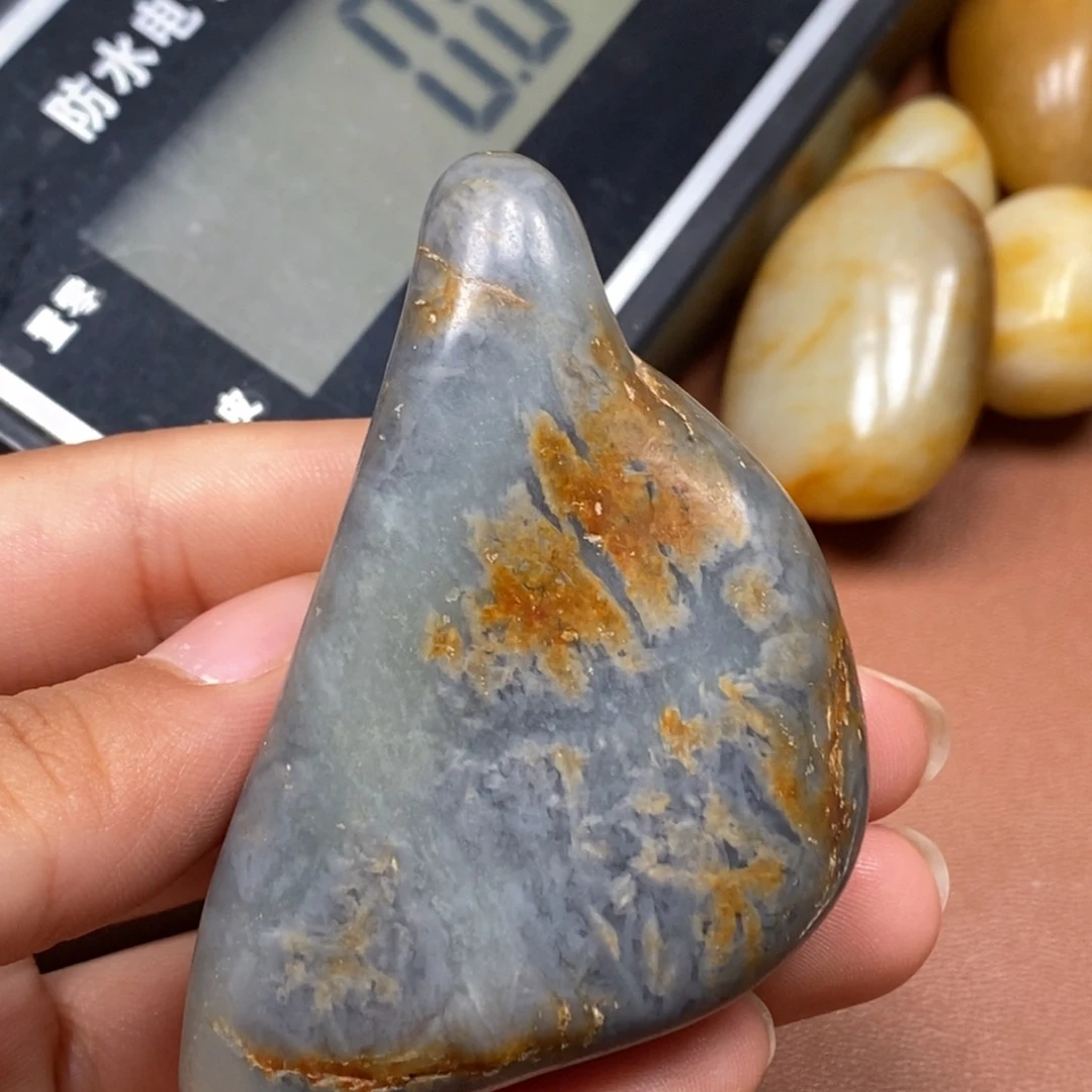 和田玉（糖玉）未镶嵌挂件