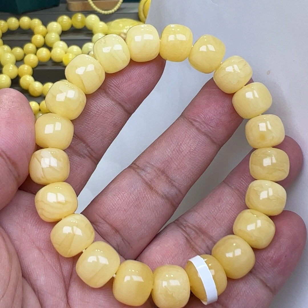 【闪购商品】未镶嵌蜜蜡裸石11➕18.42克