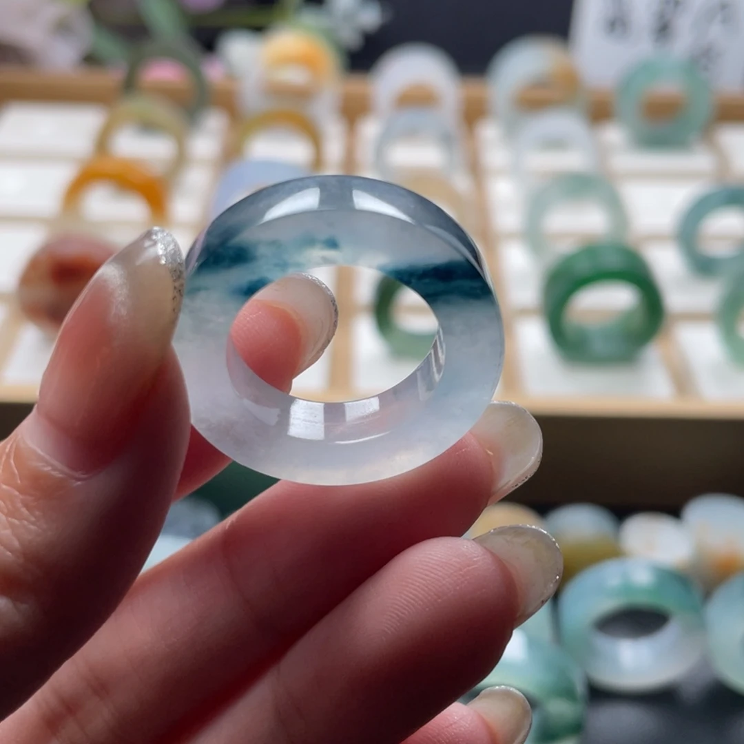 星***夜定制翡翠未镶嵌翡翠