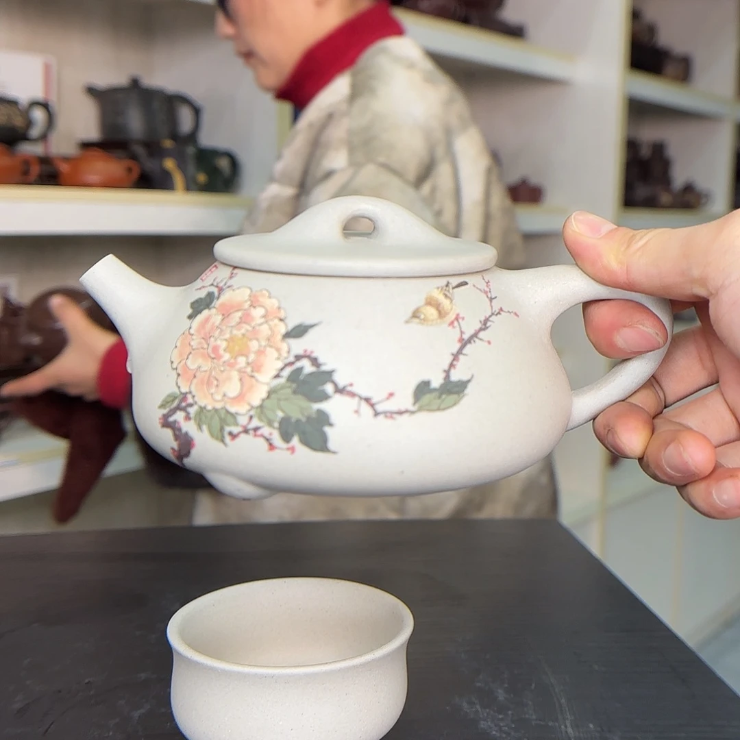 紫砂茶壶何玲老师450cc