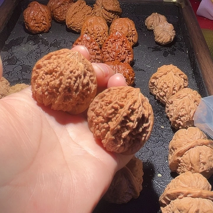 f***r吊坠文玩核桃满天星