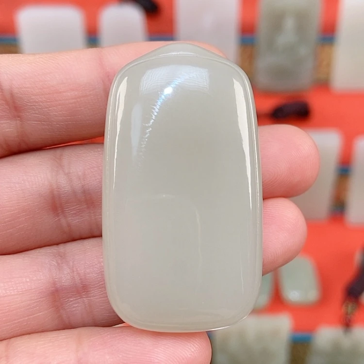 【闪购商品】颈饰未镶嵌和田玉