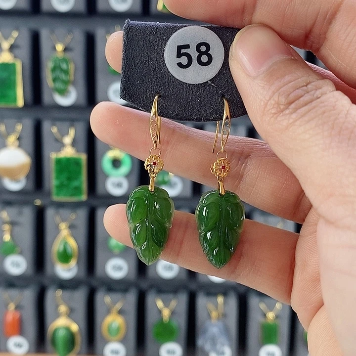 和田玉耳饰18K金镶嵌