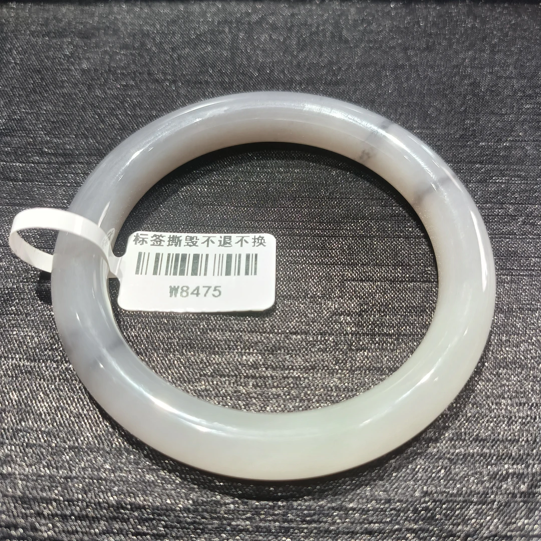 精品和田玉精品手镯W8475