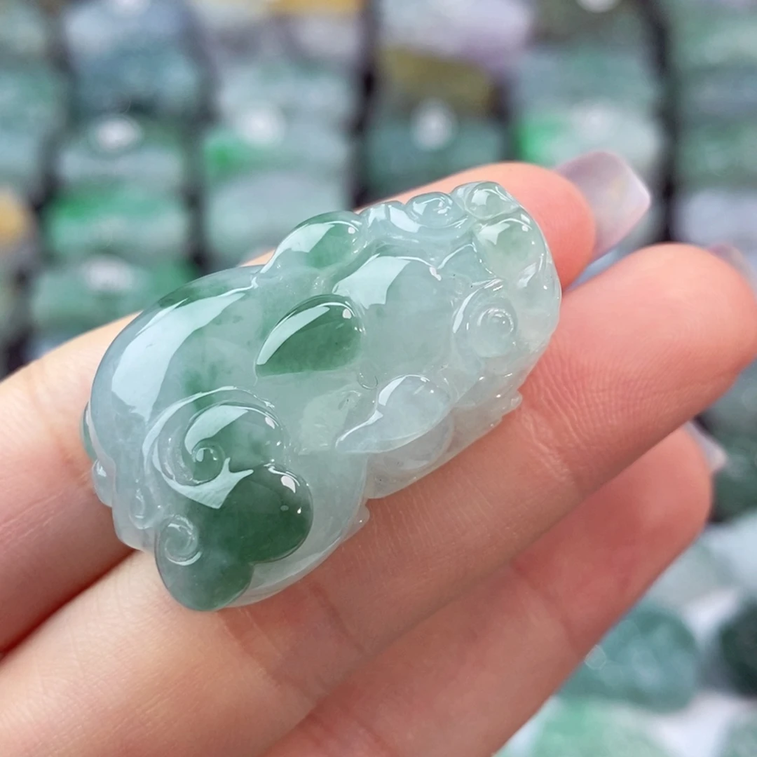 翡翠未镶嵌颈饰天然