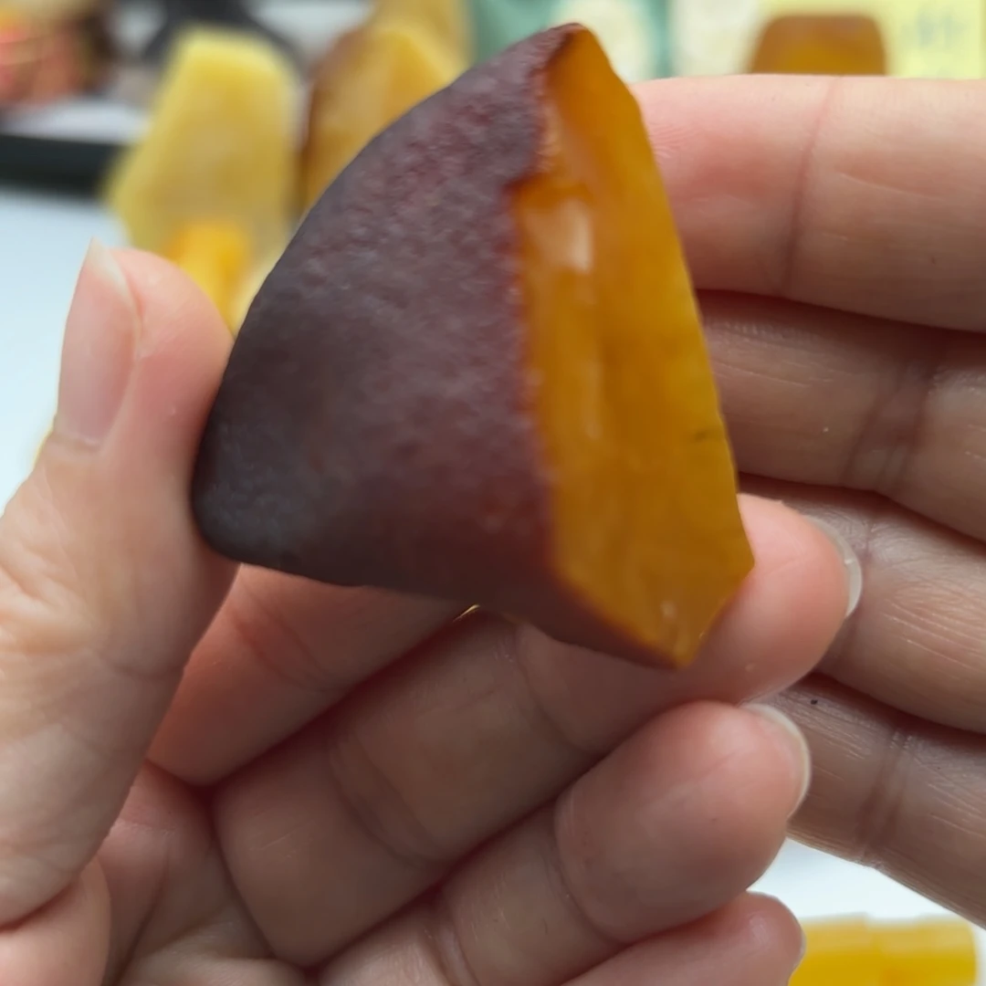 定制琥珀未镶嵌大****窝琥珀