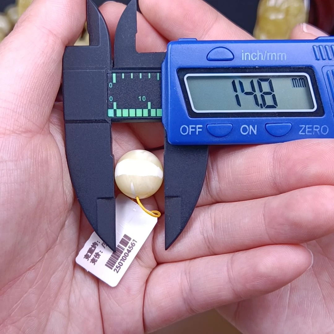 裸石蜜蜡未镶嵌14.8圆珠瓷白一线天