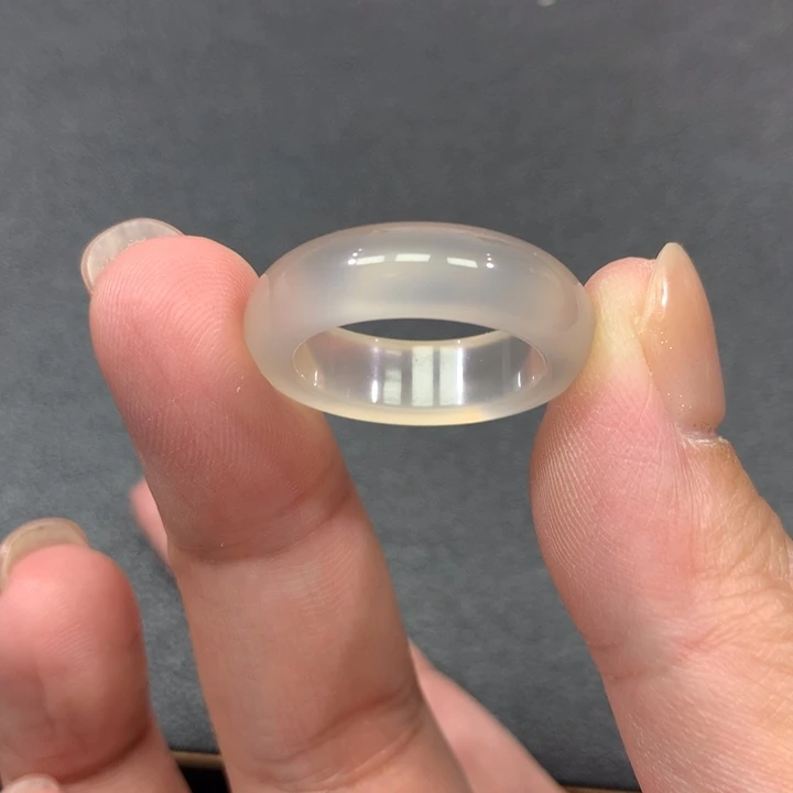 百***话玛瑙/玉髓未镶嵌戒指