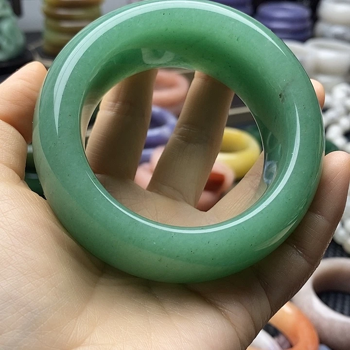 心***贝石英岩玉未镶嵌石英岩鱼