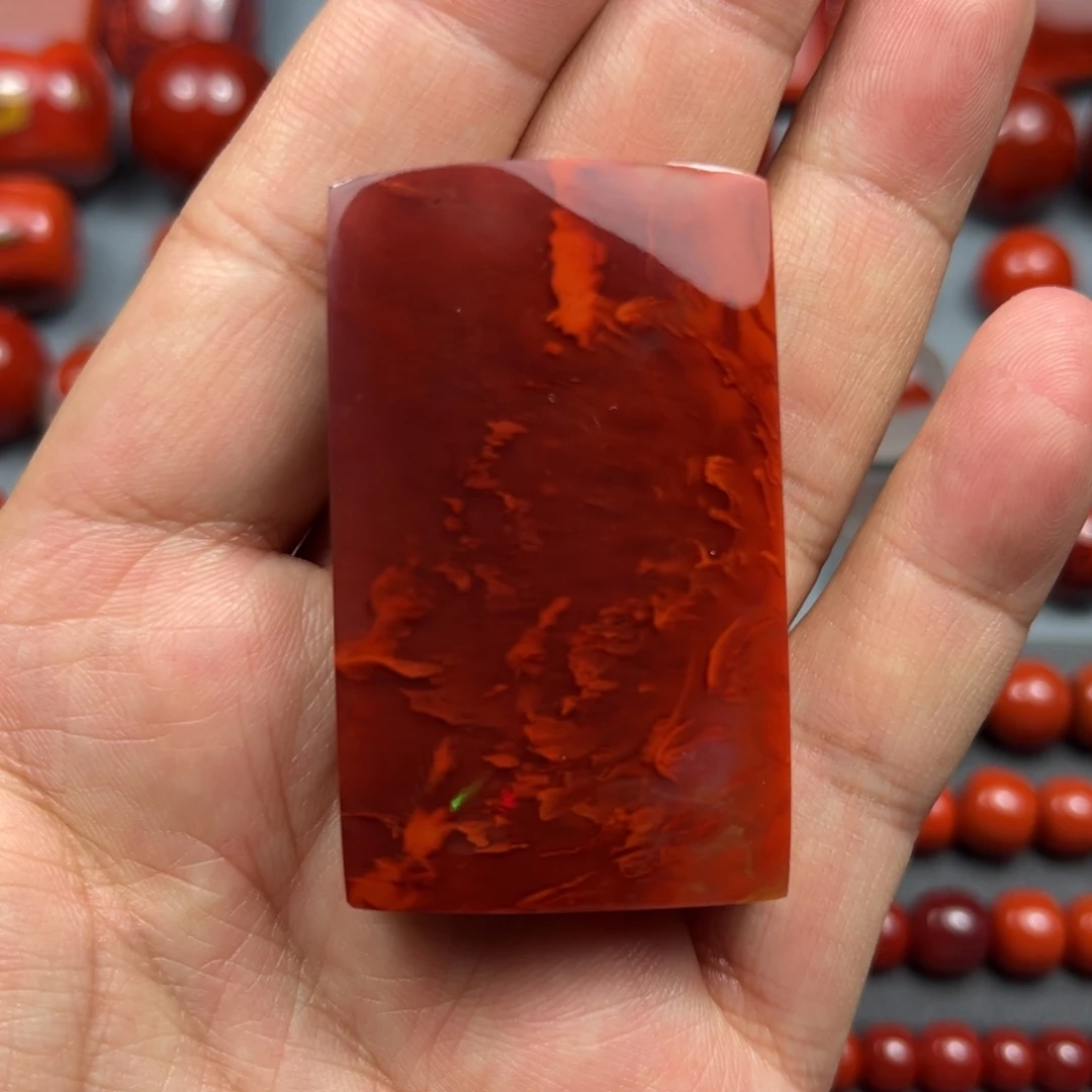 南红玛瑙未镶嵌珠宝奇石