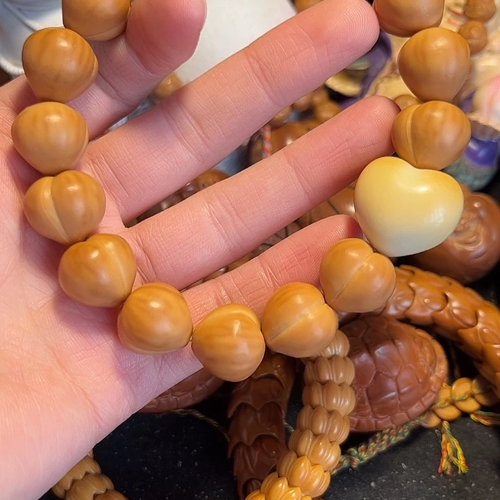 橄榄核手串/手链猴头1.67屁桃