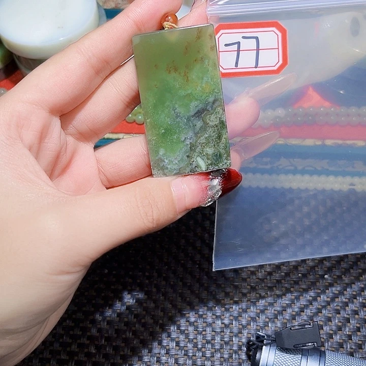和田玉和田玉边角料随机发未镶嵌
