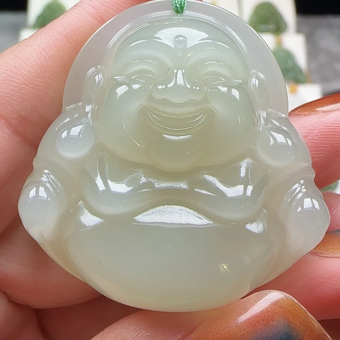 和田玉18K金镶嵌吊坠(赠链)