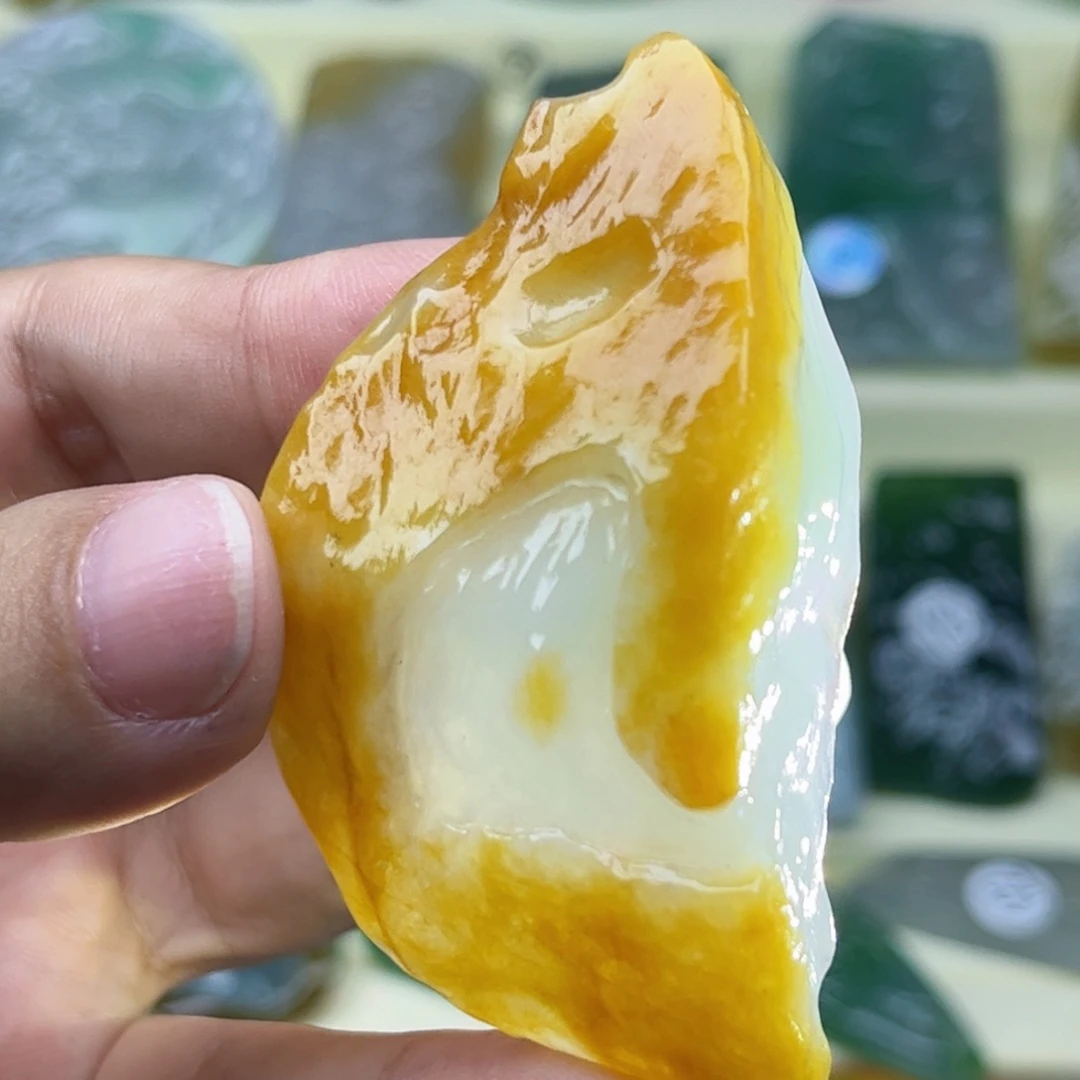 定制翡翠未镶嵌翡翠