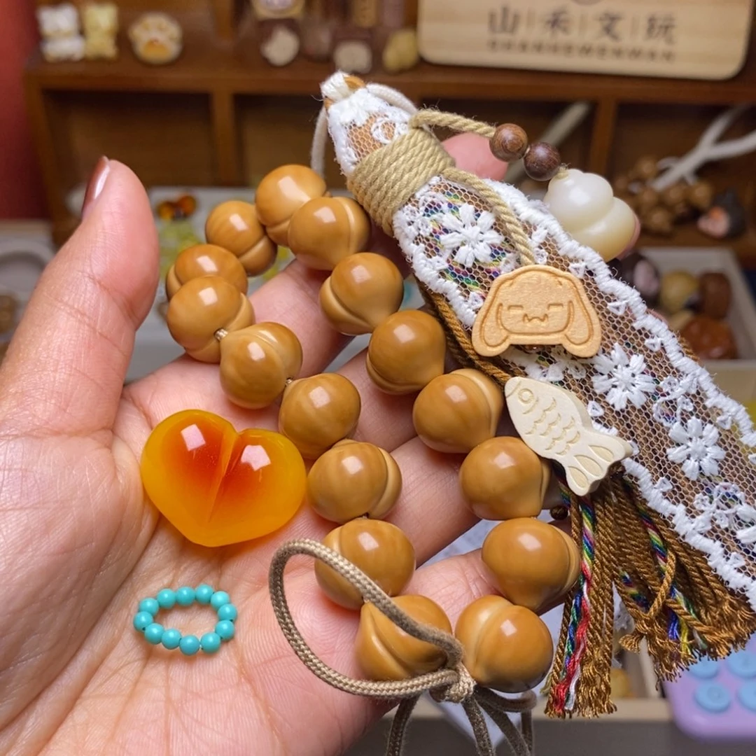 猴头核桃吊坠15柯基爱心绿卡焦糖玛奇朵