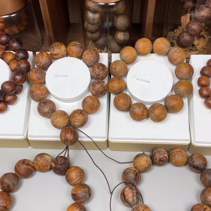 贡木把件手串手串