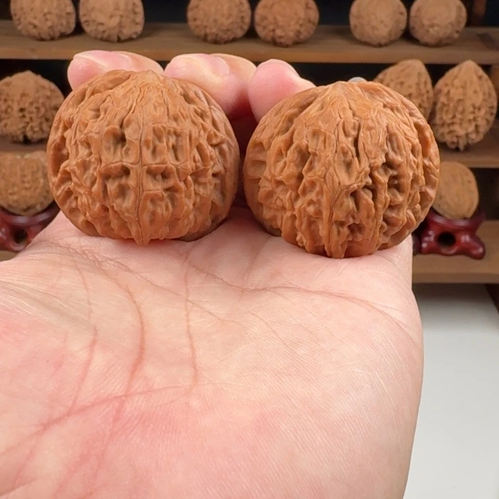 白***丝文玩核桃手串磨盘41.5/39/36.5