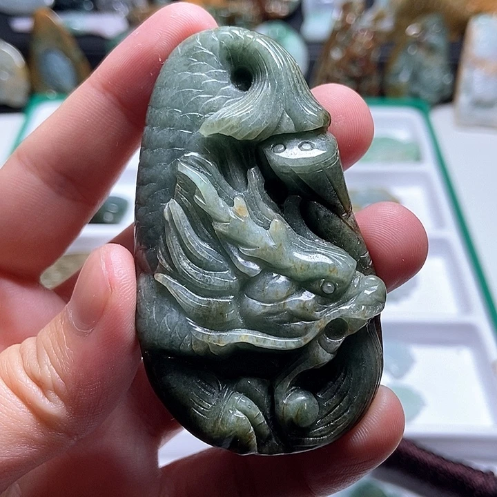 翡翠未镶嵌颈饰翡翠a货