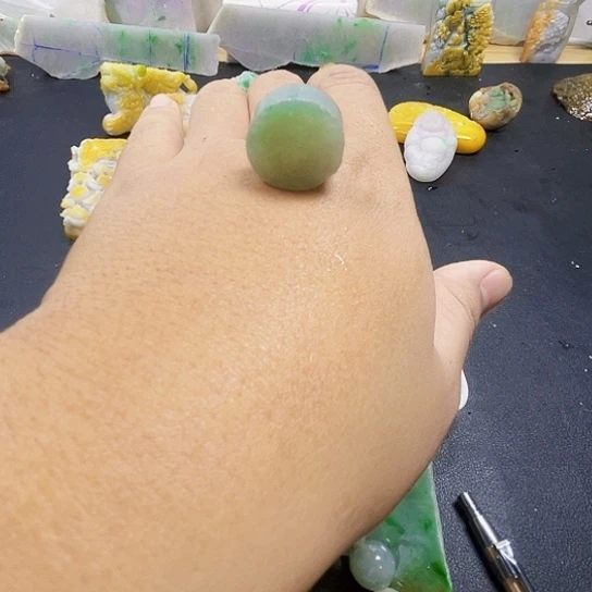 未镶嵌挂件翡翠翡翠