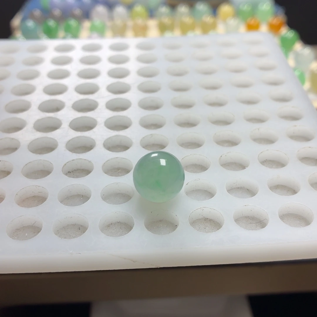 翡翠未镶嵌手链12.1翡翠圆珠