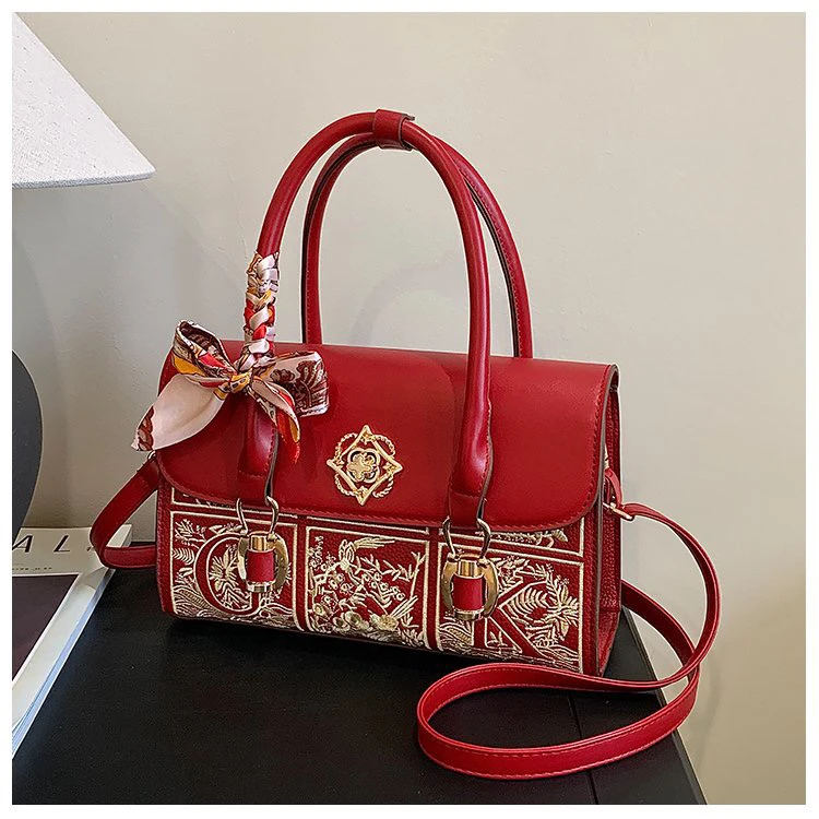 中式刺绣红色包包结婚包2025新款装红包手提小方包洋气婚包伴娘包