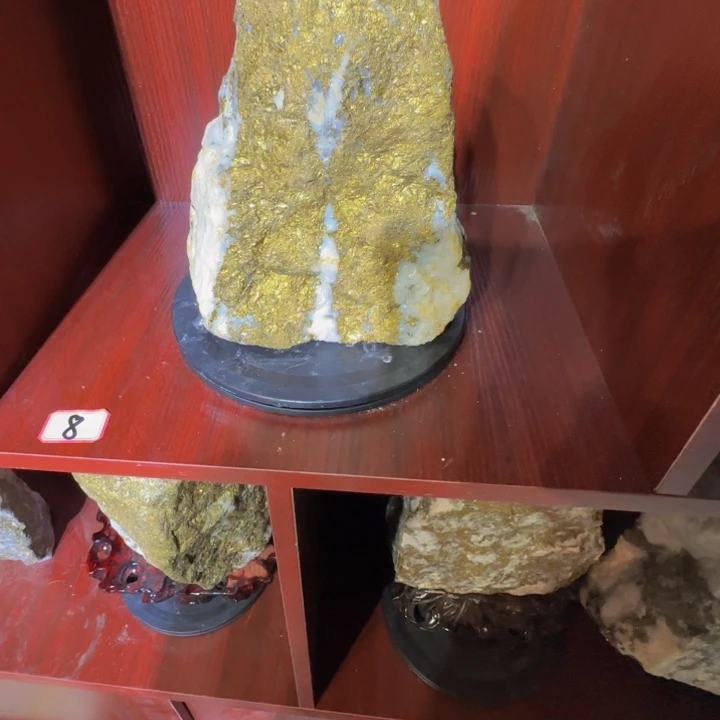 金属雪里藏金金矿石摆件