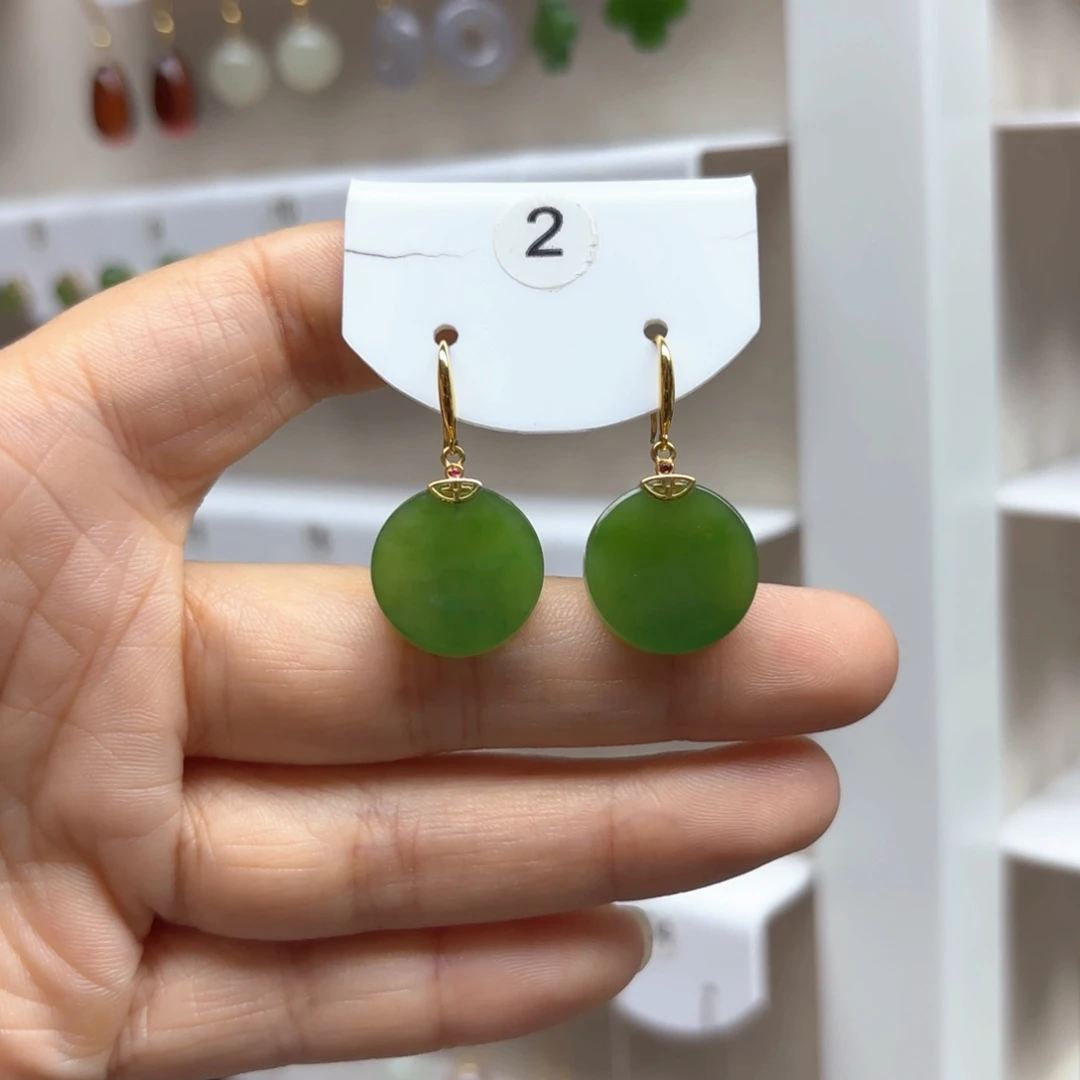 和田玉18K金镶嵌耳饰