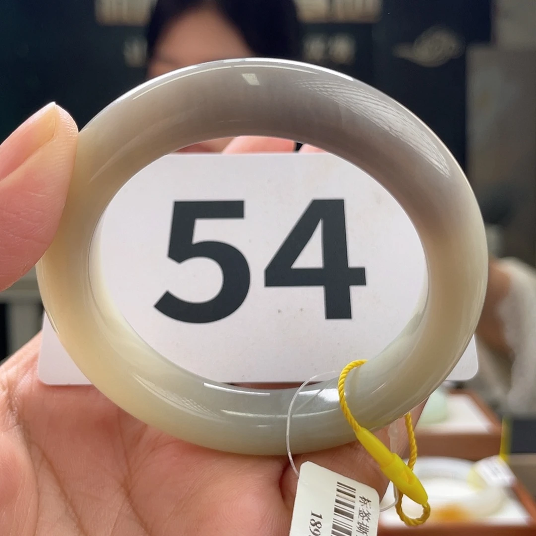 和田玉手镯未镶嵌微瑕