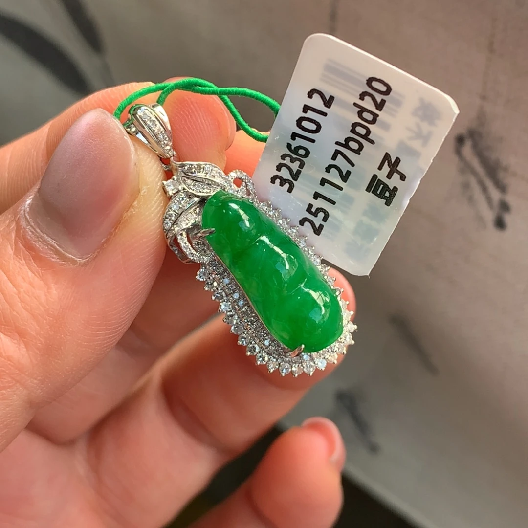 翡翠未镶嵌颈饰辣阳绿福豆性价比【强推】