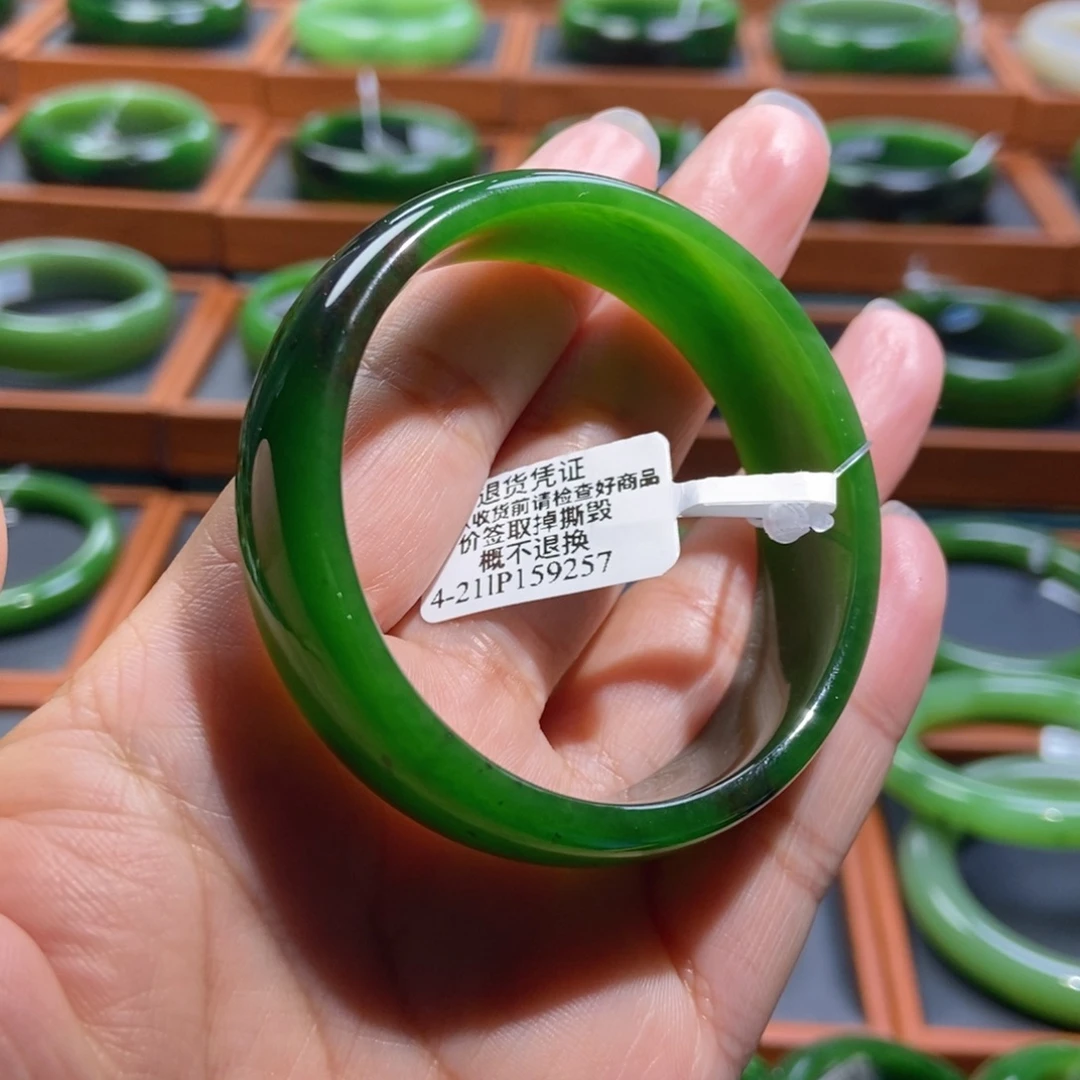 和田玉（碧玉）未镶嵌手镯辣绿5051