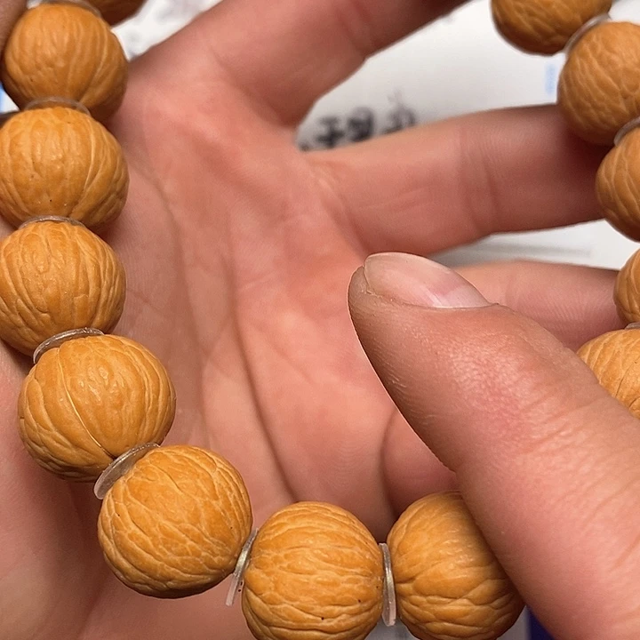 文玩核桃吊坠16凤羽