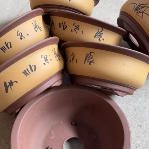 100-7。  27-11。