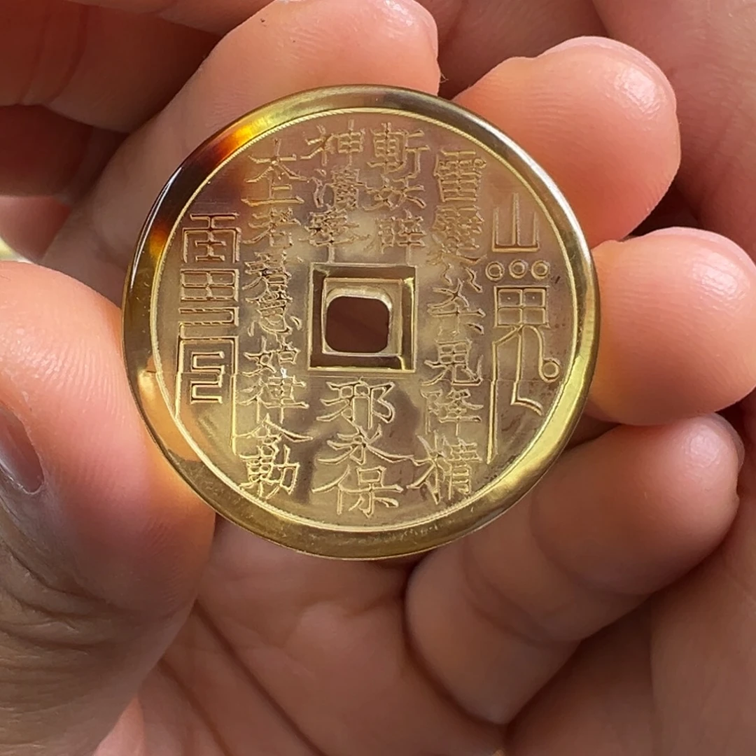 琥珀未镶嵌裸石琥珀