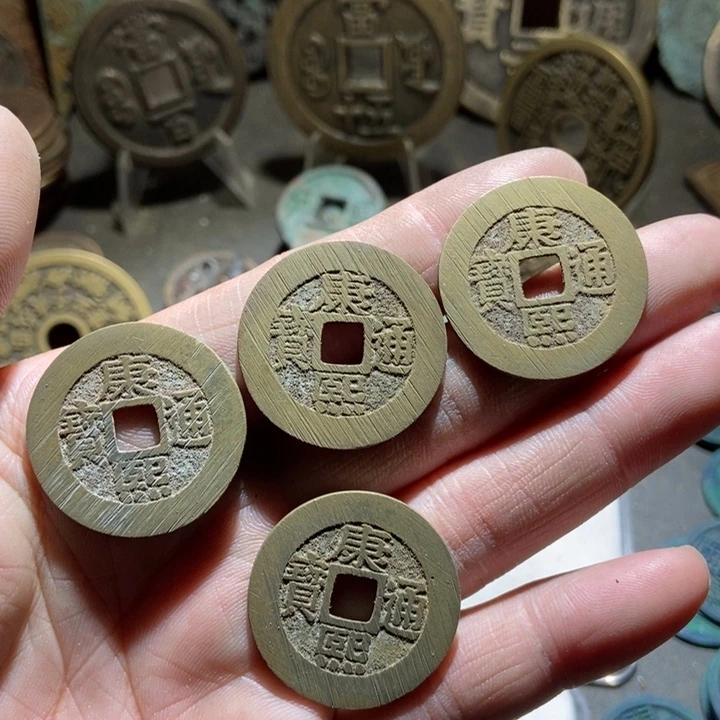 秋***凉铜现代工艺品仿制品