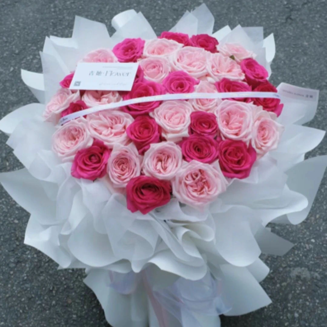 （我爱你）52支混合玫瑰花束（下单备注颜色和款式）