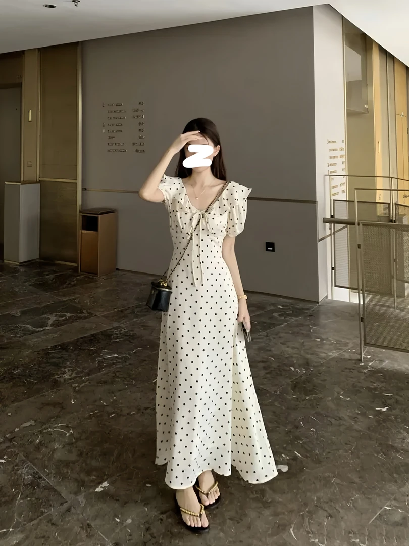 法式夏季新暗纹提花波点泡泡袖连衣裙收腰复古收腰显瘦长裙AM026