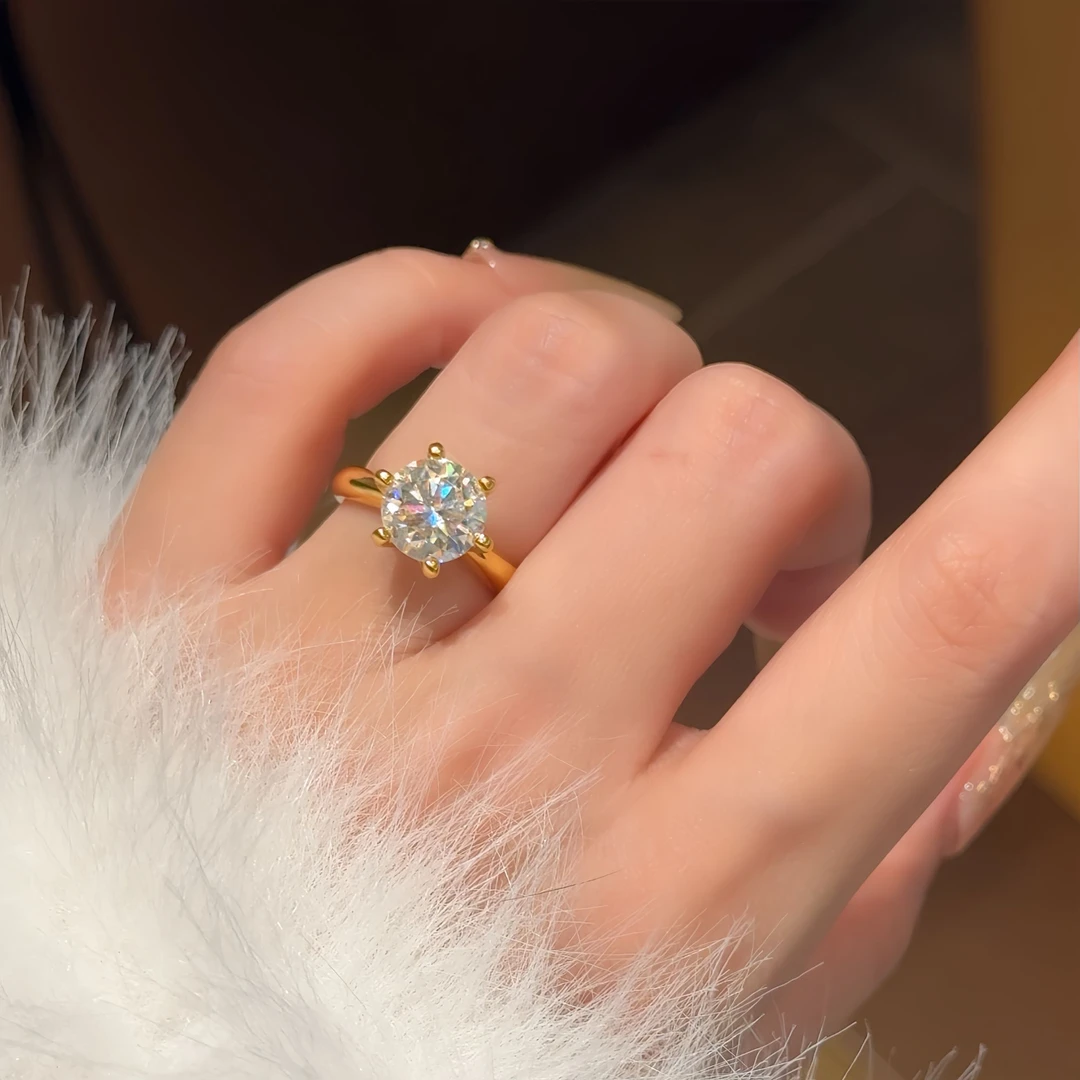 莫桑石【巧儿专属】18k金莫桑三克拉经典六爪公主方戒指