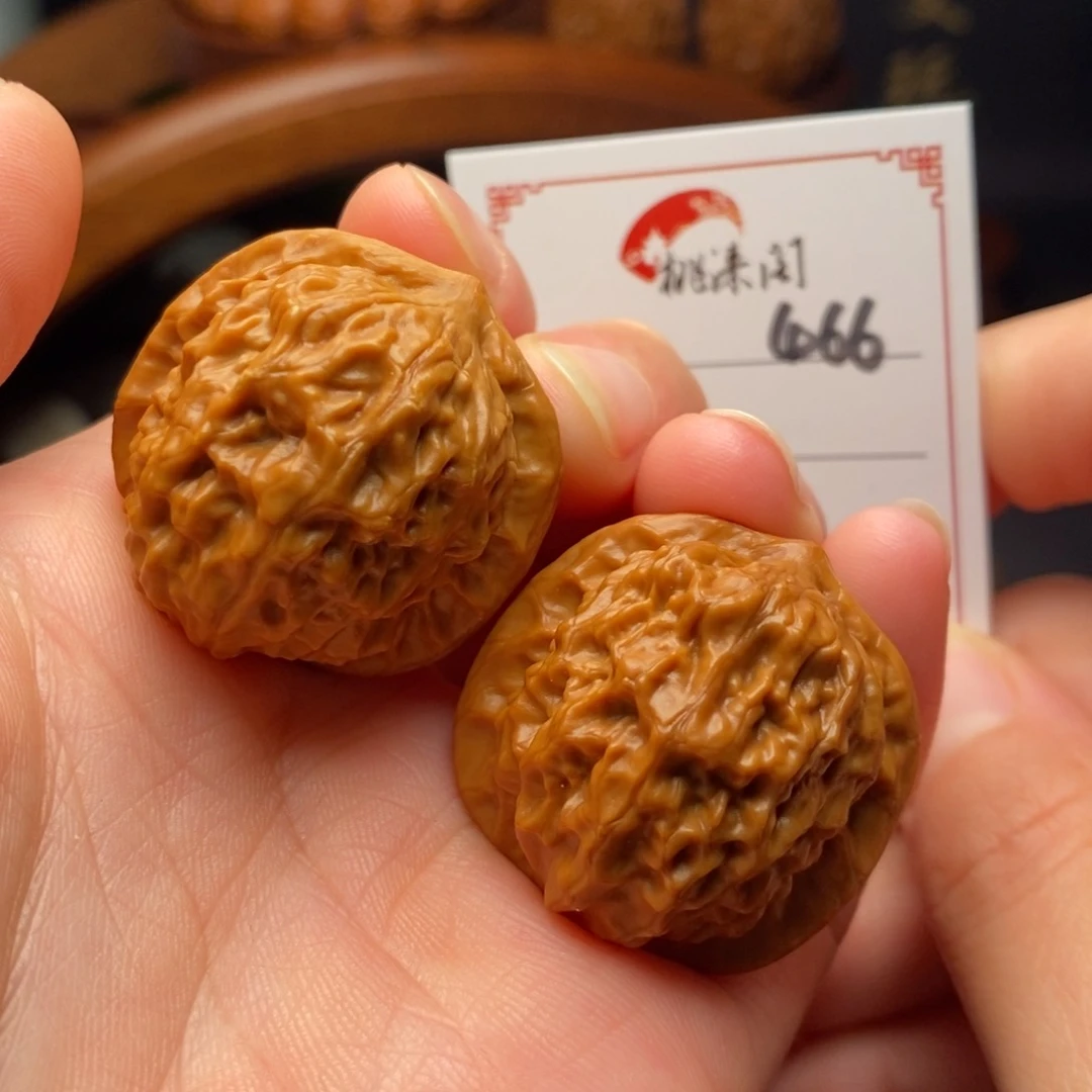 文玩核桃把件466号32全家福瓷娃娃