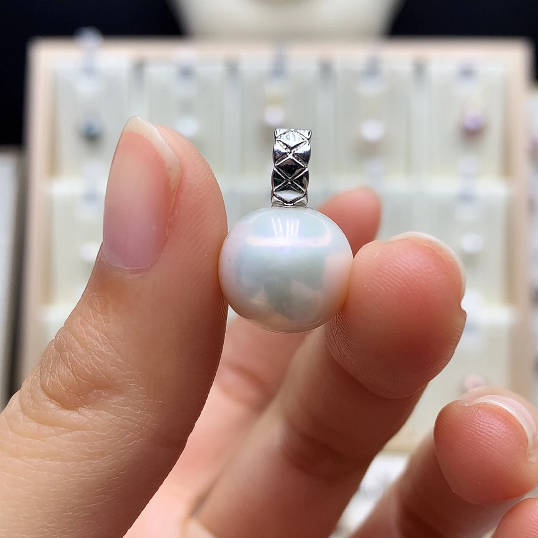 淡水珍珠合金颈饰