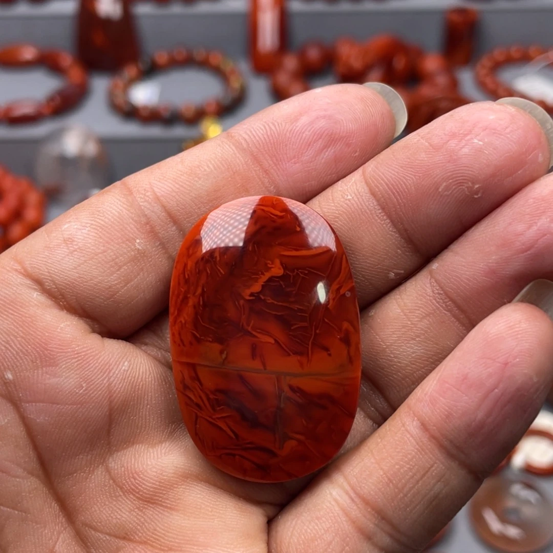 南红玛瑙未镶嵌珠宝奇石吊坠