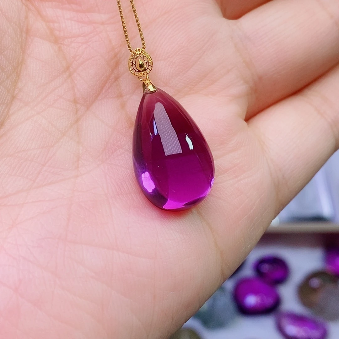 18K金镶嵌吊坠(不含链)水晶