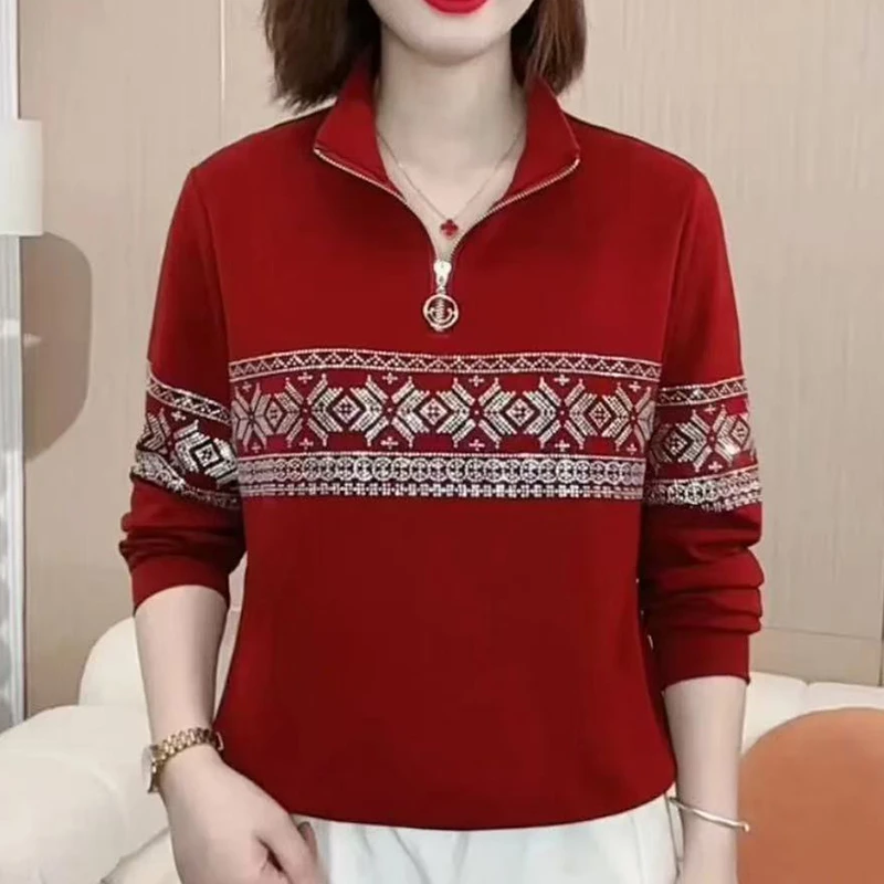 2025秋季新品时尚拉链立领烫钻卫衣显瘦减龄百搭上衣