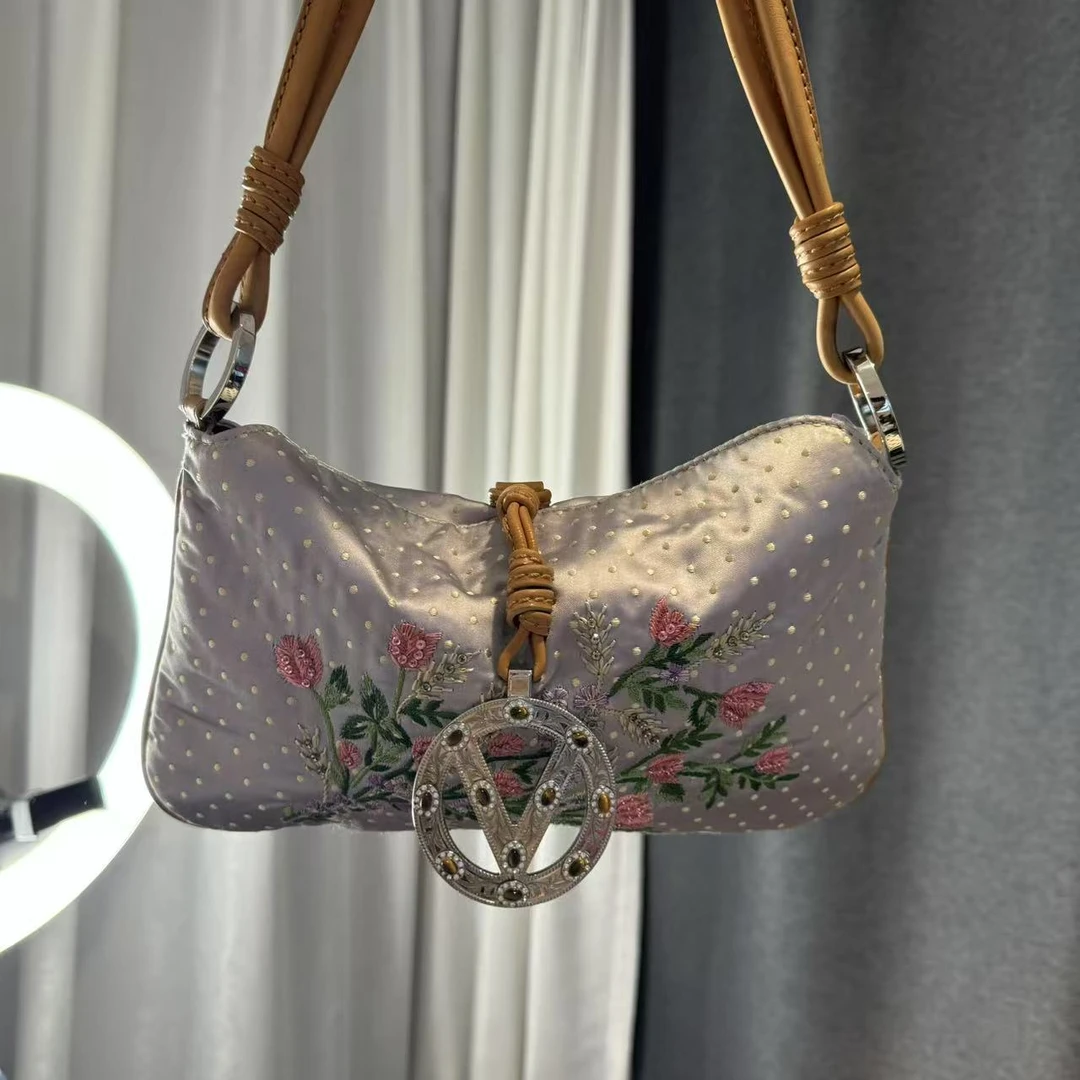 95新 Valentino/华伦天奴 辣辣/超美香芋紫缎面双盖法棍单肩包